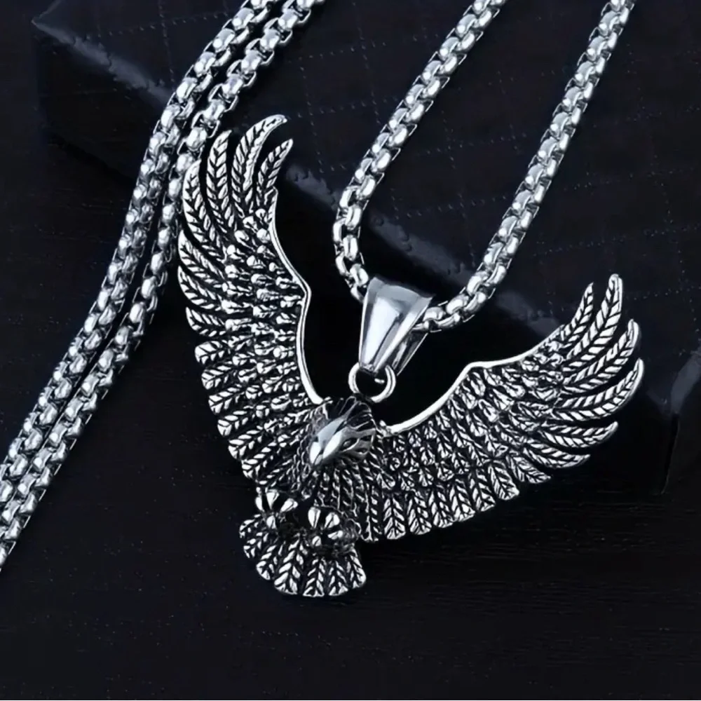 Eagle Pendant Necklace - Picture 1 of 4